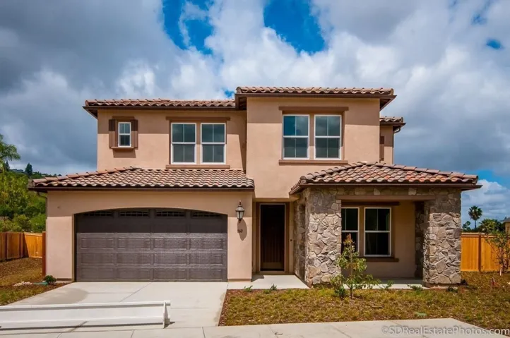 860 Rancho Terrace Court, El Cajon, California 92019
