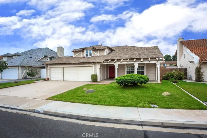 10325 Bunting Circle, Fountain Valley, California 92708