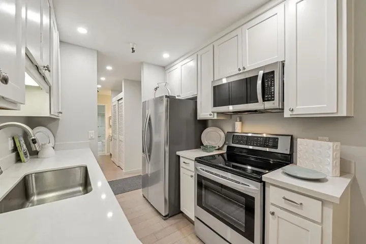 400 Ortega Avenue 100, Mountain View, California 94040