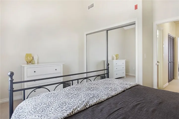 1500 Pine Avenue 20, Long Beach, California 90813