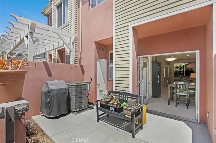 1500 Pine Avenue 20, Long Beach, California 90813