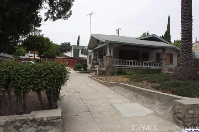 1956 Waltonia Drive, Montrose, California 91020