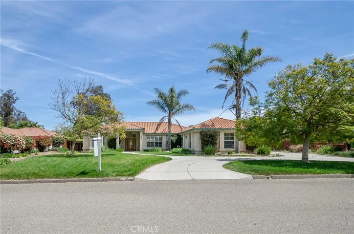 725 Villa Nona, Nipomo, California 93444