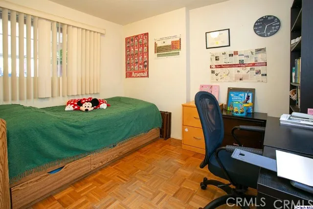 423 N Brand Boulevard, San Fernando, California 91340