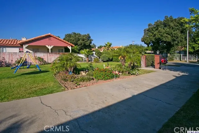 423 N Brand Boulevard, San Fernando, California 91340