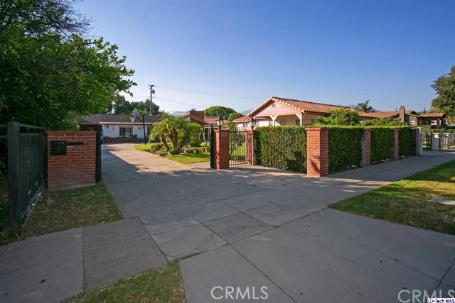 423 N Brand Boulevard, San Fernando, California 91340