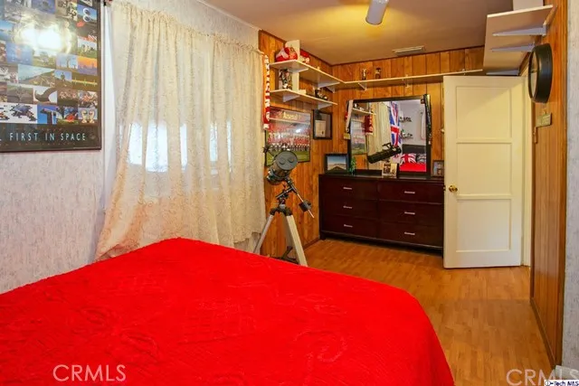 423 N Brand Boulevard, San Fernando, California 91340