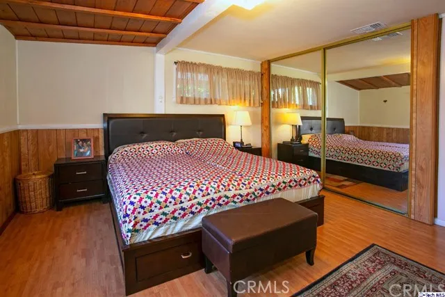 423 N Brand Boulevard, San Fernando, California 91340