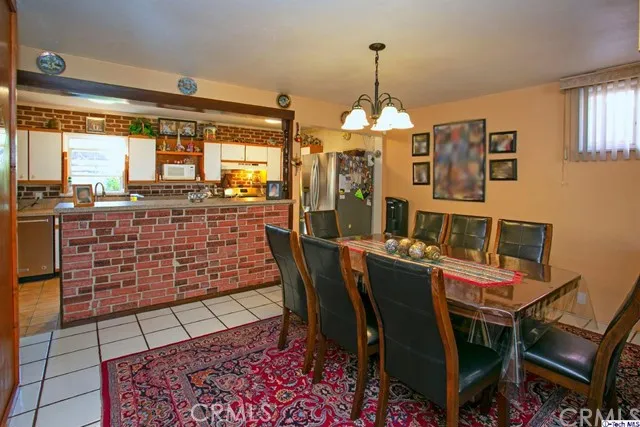 423 N Brand Boulevard, San Fernando, California 91340