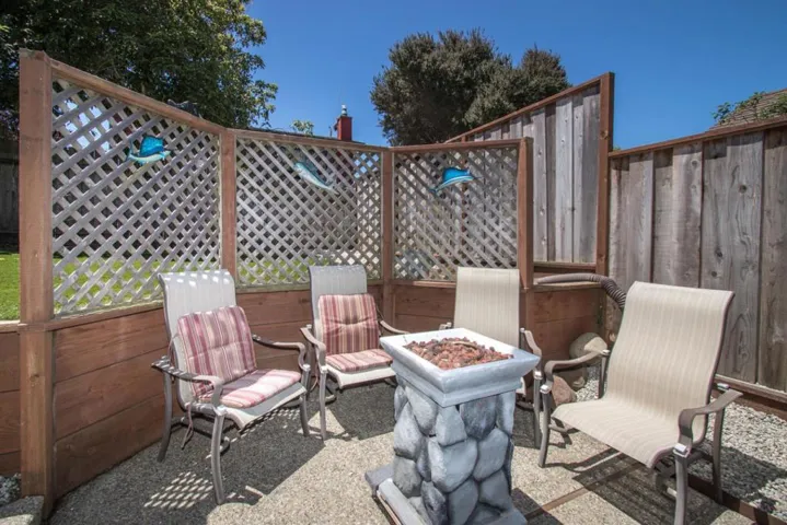 380 4th Street, Montara, California 94037