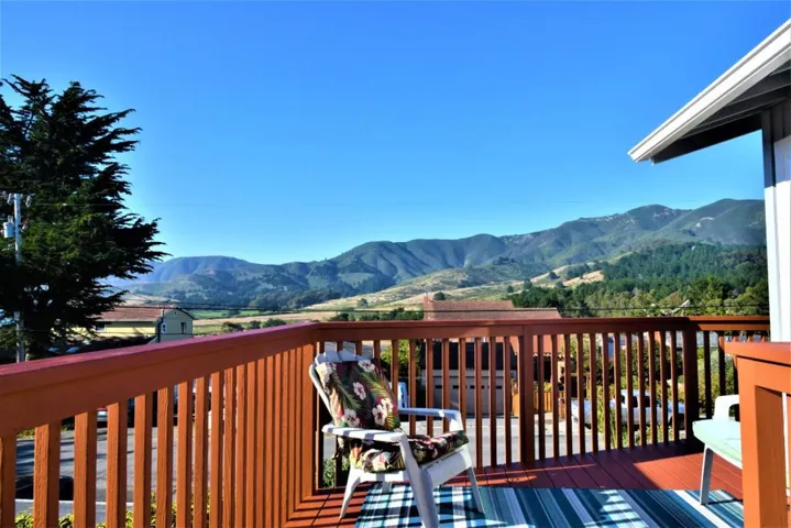 380 4th Street, Montara, California 94037