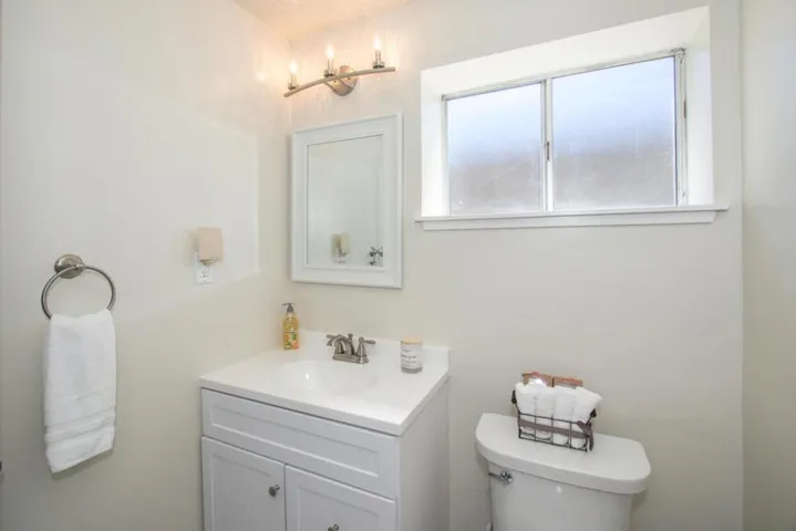 380 4th Street, Montara, California 94037