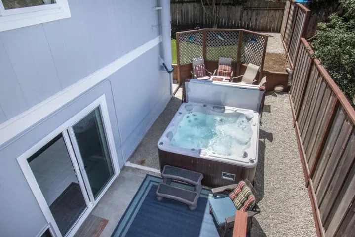 380 4th Street, Montara, California 94037