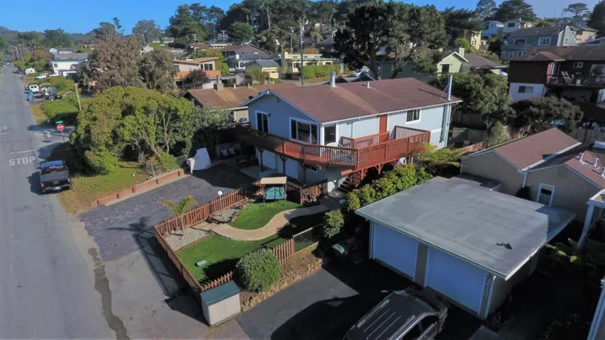 380 4th Street, Montara, California 94037