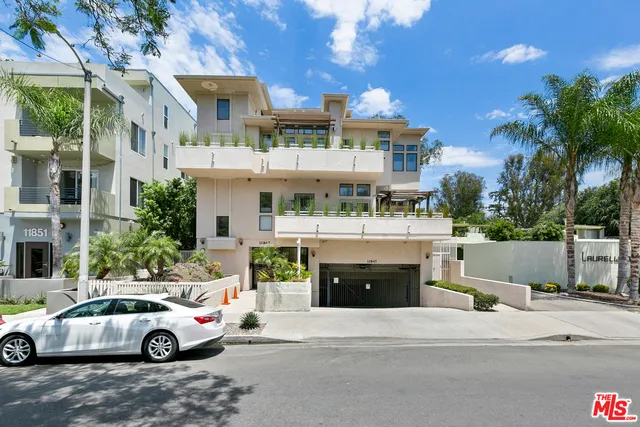 11847 Laurelwood Drive 105, Studio City, California 91604