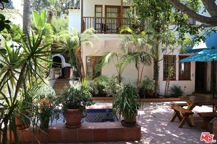 7825 Hillside Avenue, Los Angeles, California 90046