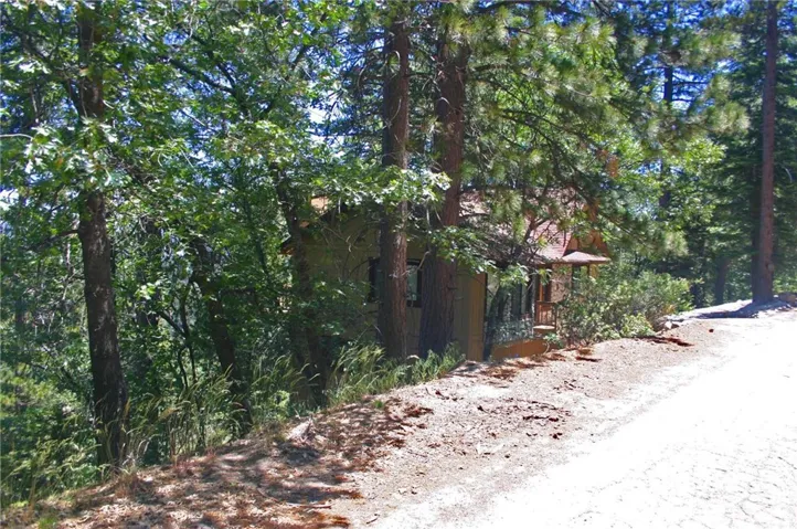 0 Spyglass Drive, Lake Arrowhead, California 92352