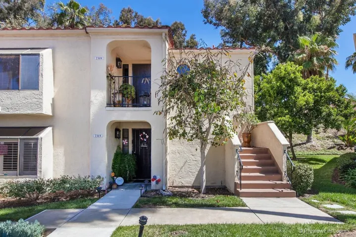 7319 Calle De Fuentes, Carlsbad, California 92009