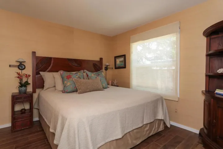 1175 Solana Drive, Mountain View, California 94040