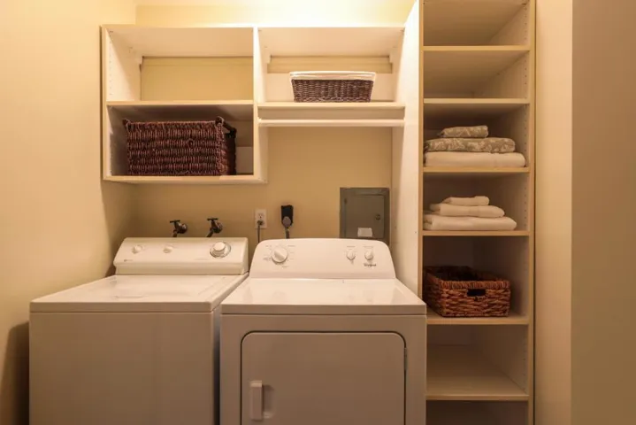 1175 Solana Drive, Mountain View, California 94040
