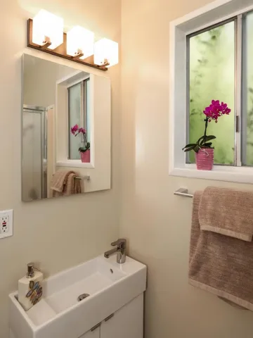 1175 Solana Drive, Mountain View, California 94040