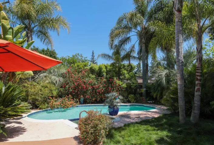 1175 Solana Drive, Mountain View, California 94040