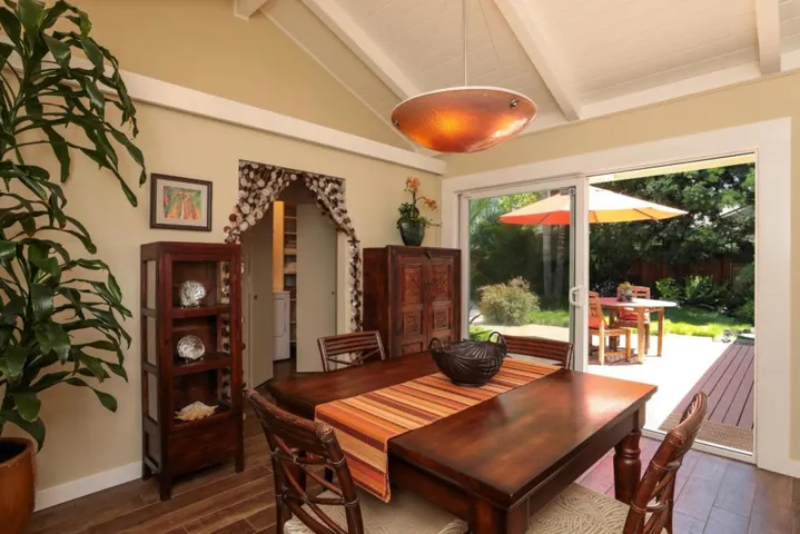 1175 Solana Drive, Mountain View, California 94040