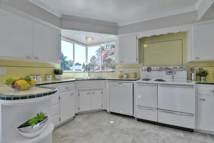 870 S Clover Avenue, San Jose, California 95128