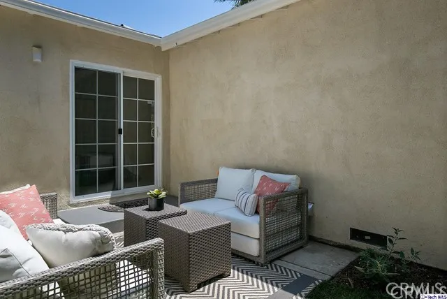 2653 S Garth Avenue, Los Angeles, California 90034