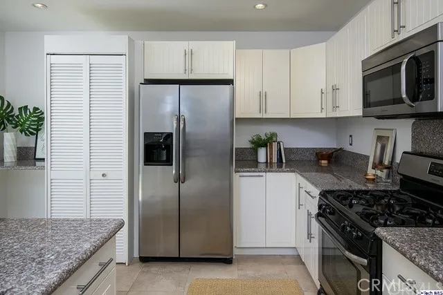 2653 S Garth Avenue, Los Angeles, California 90034