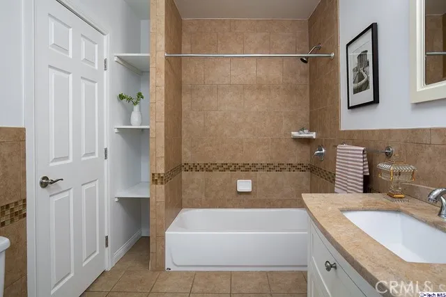 2653 S Garth Avenue, Los Angeles, California 90034