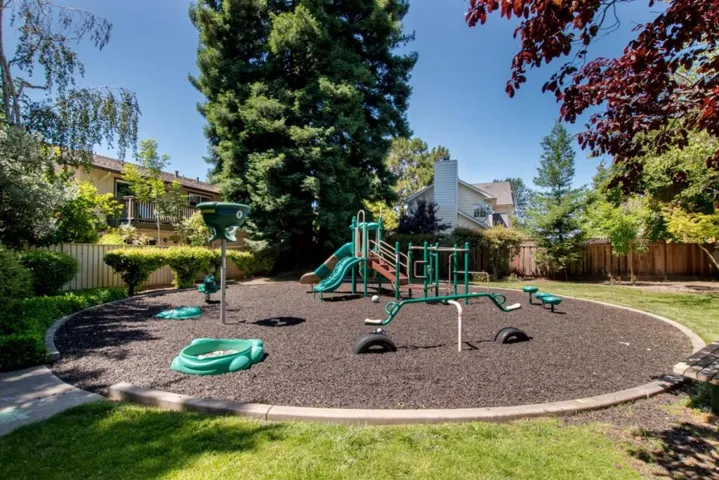121 Flynn Avenue D, Mountain View, California 94043