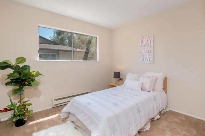 121 Flynn Avenue D, Mountain View, California 94043