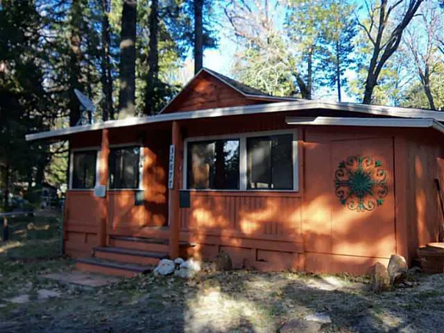 Enjoy easy year round access and plenty of parking