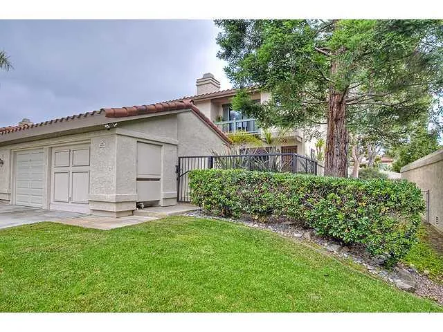 6898 Peach Tree Road, Carlsbad, California 92011