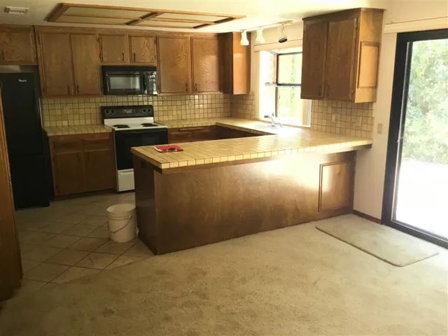 1014 Olly Ct, Vista, California 92083