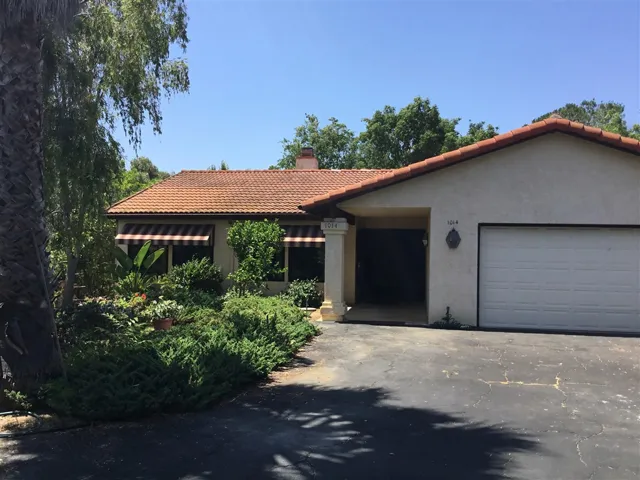 1014 Olly Ct, Vista, California 92083