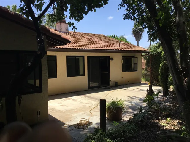1014 Olly Ct, Vista, California 92083