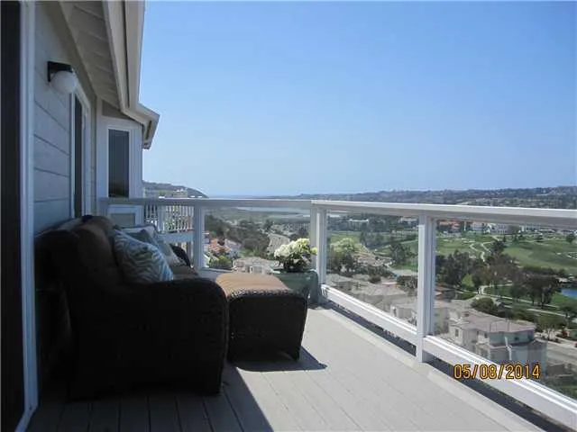 Ocean/Lagoon Views