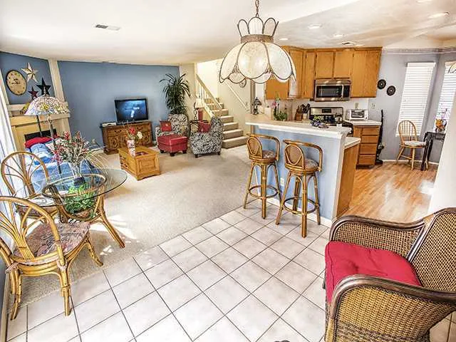 16071 Caminito Tomas, San Diego, California 92128