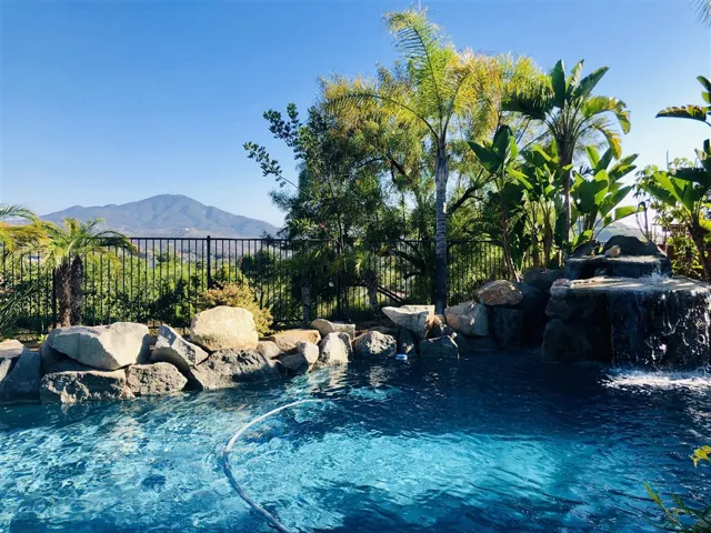 1701 Lawndale Road, El Cajon, California 92019
