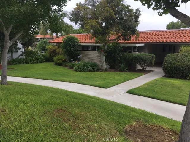 2278 E Via Mariposa N, Laguna Woods, California 92637