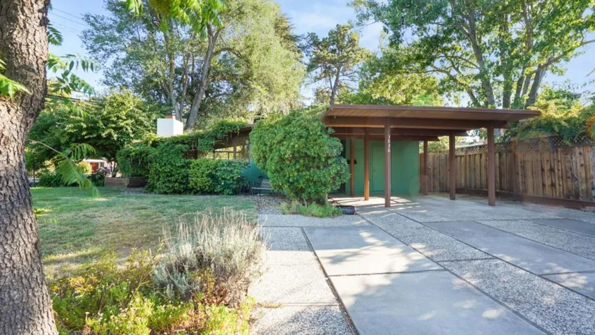 3830 Carlson Circle, Palo Alto, California 94306