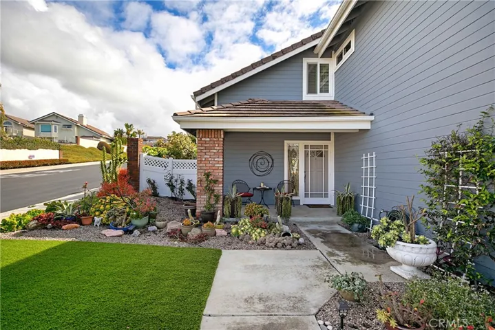 2148 Camino Laurel, San Clemente, California 92673