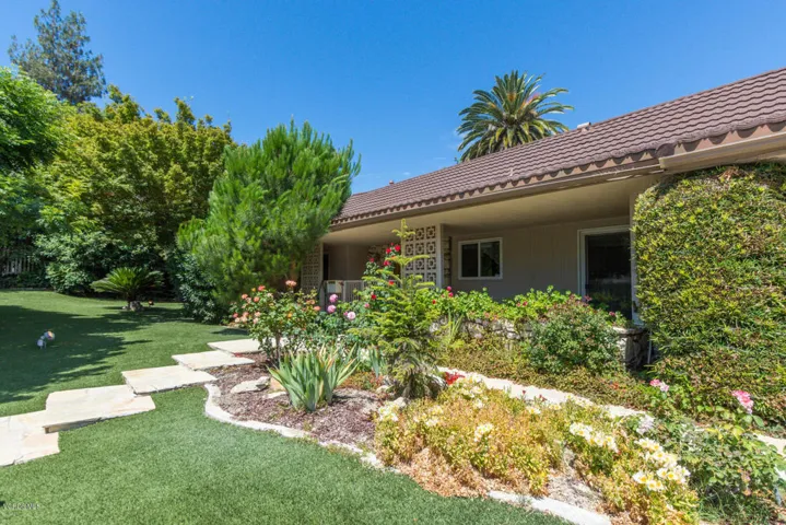 23523 Canzonet St Woodland-002-015-Still