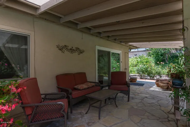 23523 Canzonet St Woodland-022-016-Still