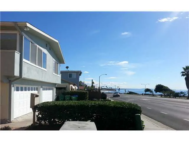 3820 Carlsbad Boulevard C, Carlsbad, California 92008