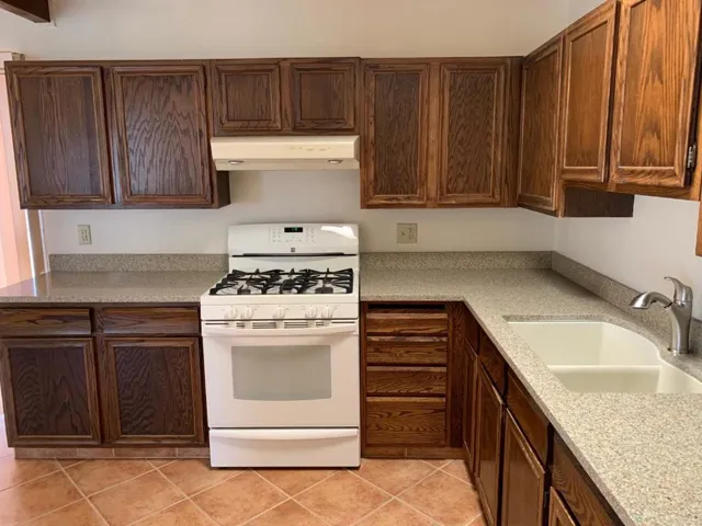 684 Meadow Drive, Salinas, California 93905