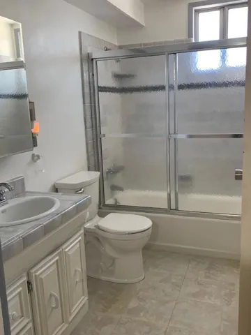 684 Meadow Drive, Salinas, California 93905