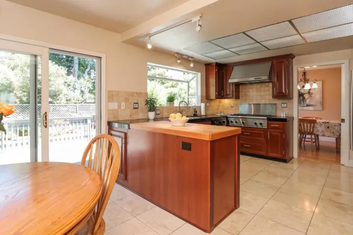 1369 Glacier Drive, San Jose, California 95118